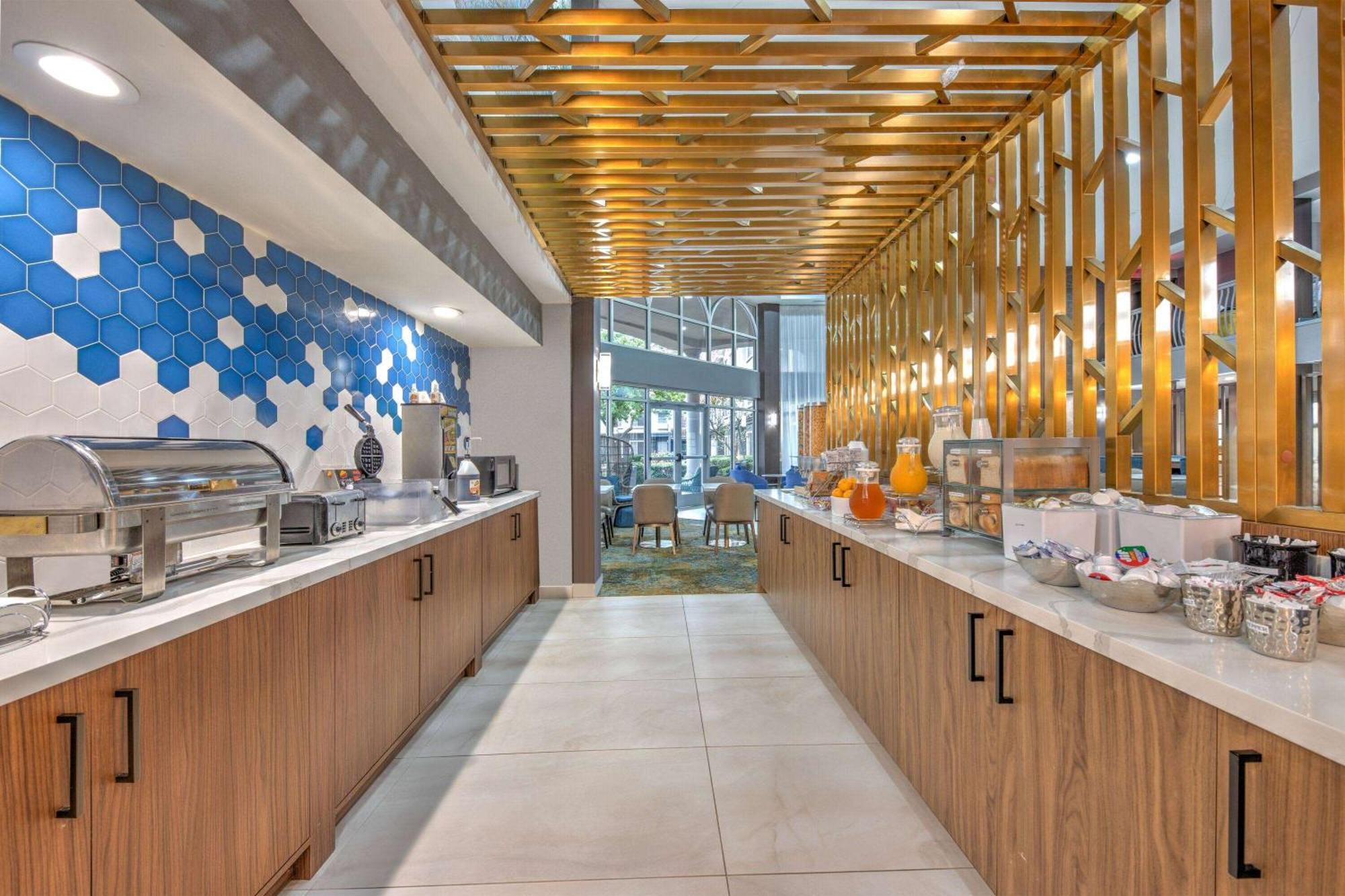La Quinta By Wyndham Dallas Dfw Airport North Irving Ngoại thất bức ảnh
